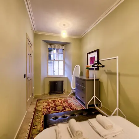 Guestready - Manor Place Basement Edinburgh