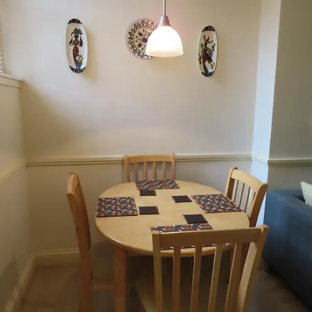 The Cosy Courtyard Apartment Edinburgh