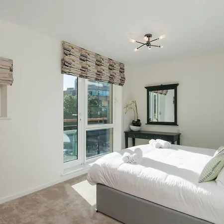 Holyrood Road Park - 379 * إدنبرة