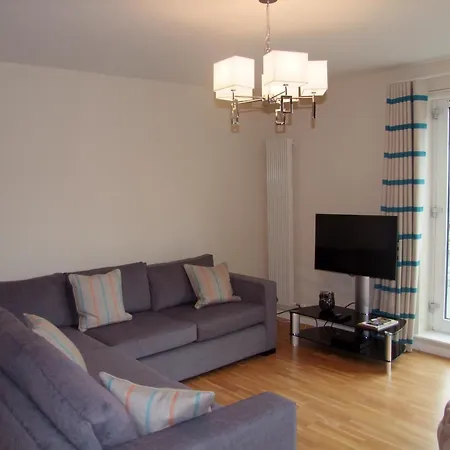 Holyrood Road Park - 379 Διαμέρισμα *