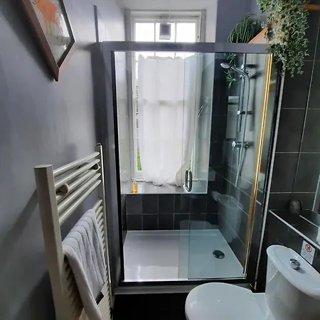 Cornwall Street - 297 Edinburgh