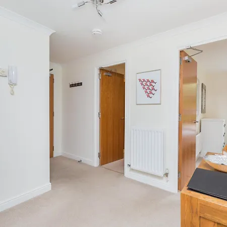 Old Tolbooth Wynd - 388 * Edinburg