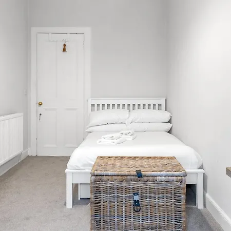 Guestready - Serenity Flat Near St. Centre * Edinburgh