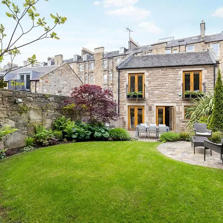 Charming House With Private Garden And Balcony In Centre Daire Edinburgh