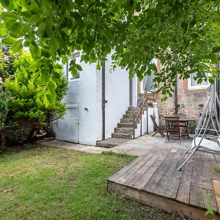 Holiday home Beautiful Victorian Townhouse With Private Garden, Close To The Beach