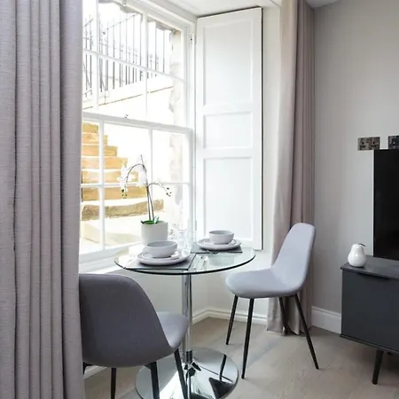 Dragon - Centre 1 Bed *