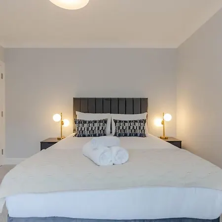 Dragon - Ladon - 2 Bed Centre Luxury * Edinburgh