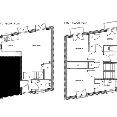 Daire Charming House With Private Garden And Balcony In Centre