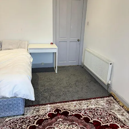 Cozy Escape Apartment