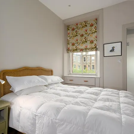 Gorgeous 4 Bed Right Beside The Meadows *
