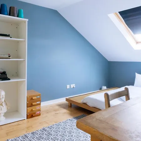 Stylish 3 Bedroom Near Hollyrood Park 에든버러