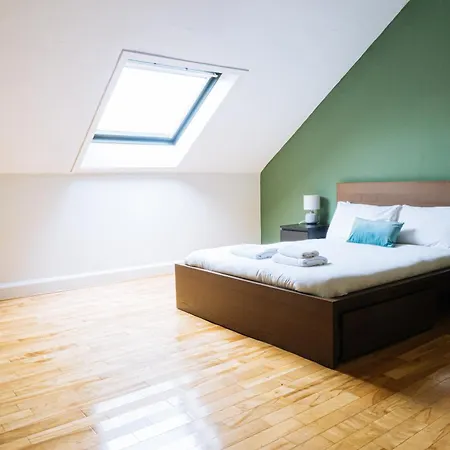 Grade A Listed 2 Bedroom In