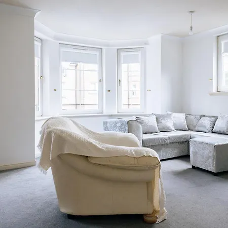 Snug & Serene 2bd Flat - Roseburn Apartment Edinburgh
