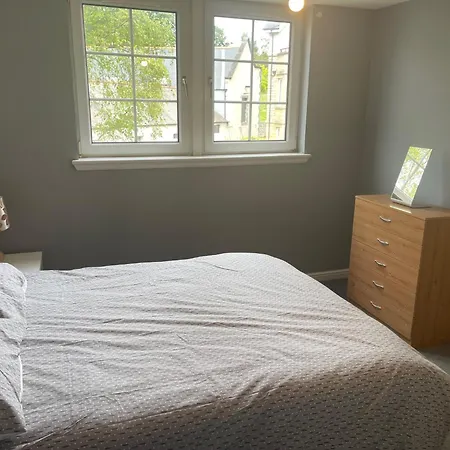 Snug & Serene 2bd Flat - Roseburn *