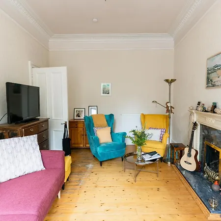 Appartement Palm Tree Apartment- Period With Cat