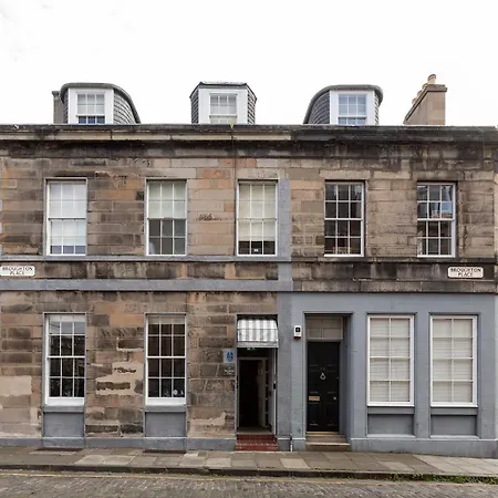 The Broughton Townhouse Hotel 3*