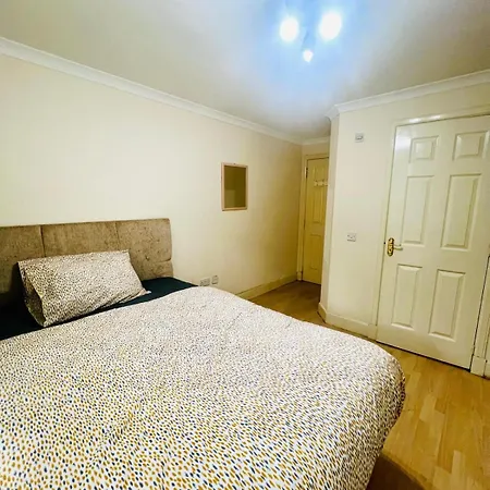 Metrolets Valley Apartment Edinburgh