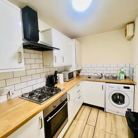 Metrolets Valley Apartment