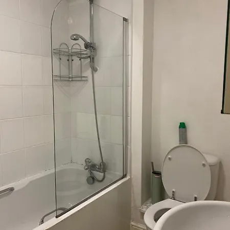 Metrolets Valley Apartment