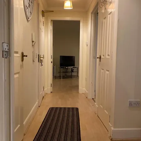 Metrolets Valley Apartment *