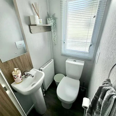 Lovely 3 Bedroom In Seton Wi-fi Xbox Edinburgh