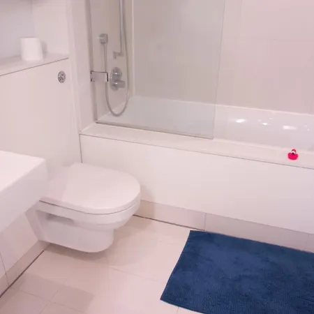 Modern Quartermile *