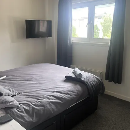 Appartamento 2 Bed Flat - Sleeps 4 - Pets - Parking - Wifi