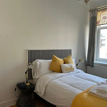 Lochrin Buildings Two Bed *