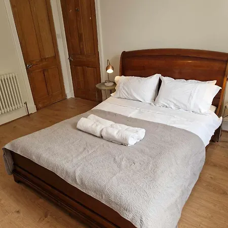 Newington Flat *