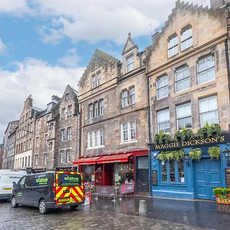 아파트 Bright Old Town Centre