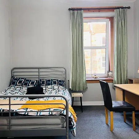 Cozy In Central