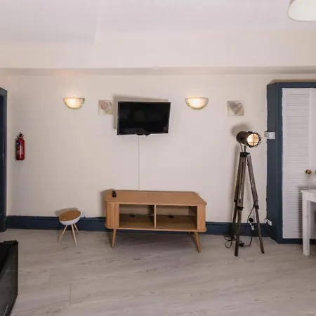 Warm&welcoming Meadows 7 - City Centre Edinburgh