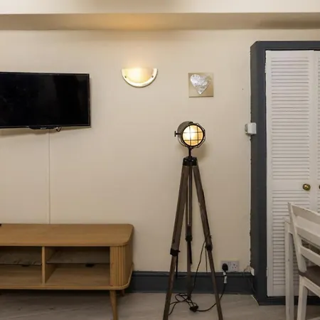 Warm&welcoming Meadows 7 - City Centre Edinburgh