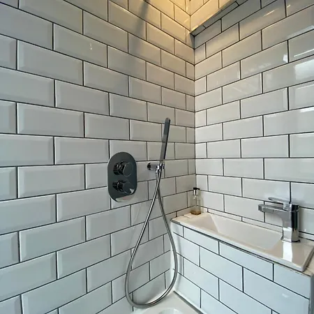 Charming 1 Bedroom Apartamento