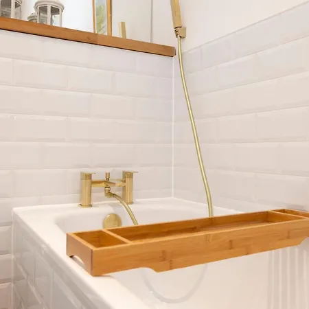 شقة Elegant Stockbridge 2-bedroom - Ground Floor إدنبرة