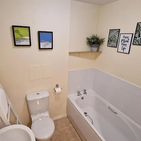 The Lochend Two Bedroom Edinburgh