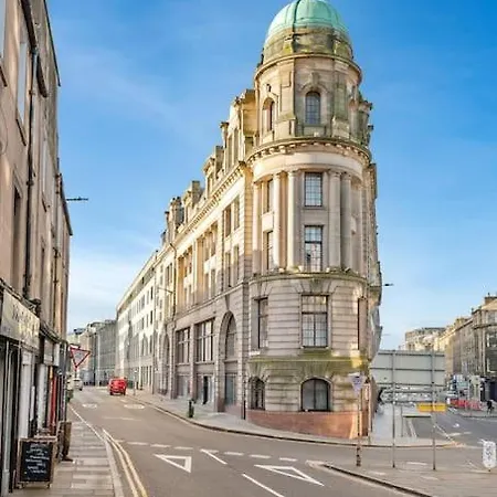 Two Bedroom Apartment-central Edinburgh-old Town-licensed * Edinburgh