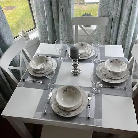 Daire 2 Bedrooms In Near Center *