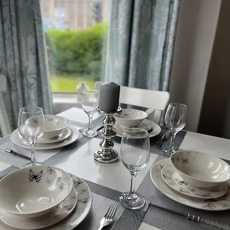2 Bedrooms In Near Center Appartement Édimbourg