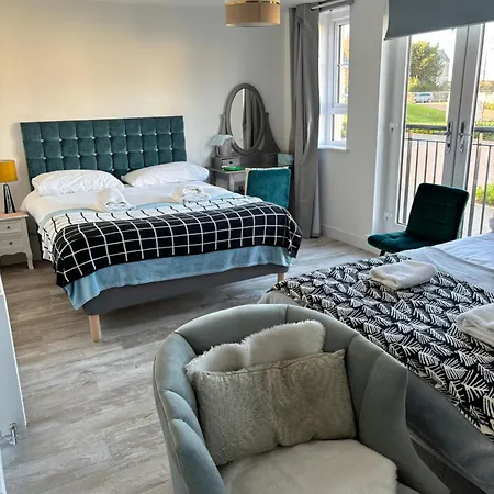Ubytování v soukromí Two Bedrooms With 3 Double Beds 2 Bathrooms Edinburgh