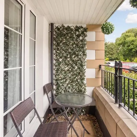 Modern 2 Bed *