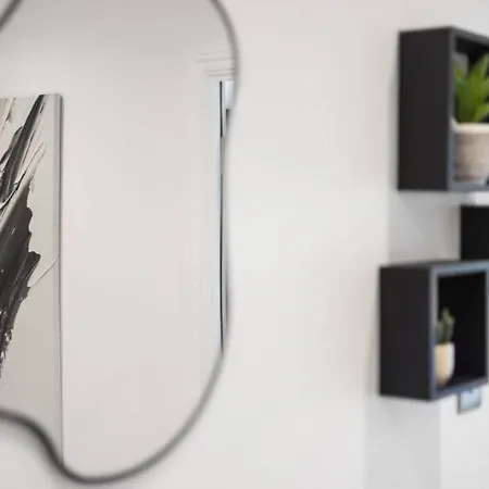 شقة Modern 2 Bed إدنبرة