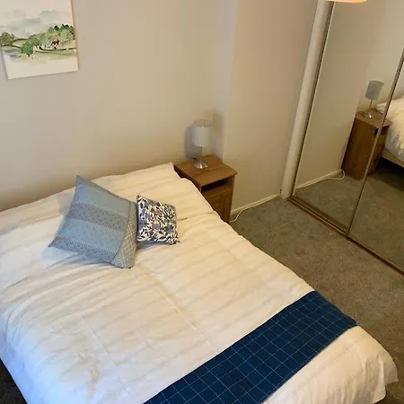 Lovely Ground Floor In Great Location At The Shore, Edinburgh