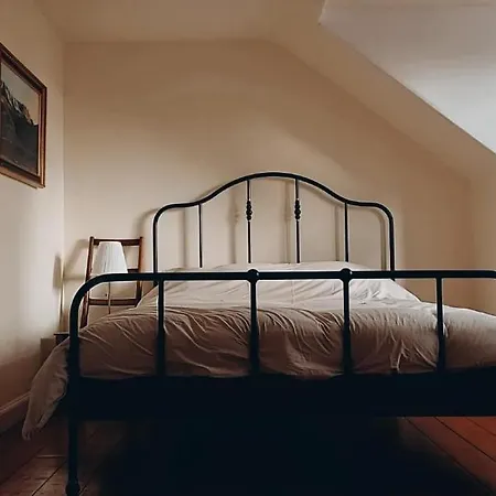Bed & Breakfast House Of Many Ways