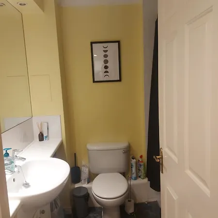 Entire Flat In Apartament Edynburg