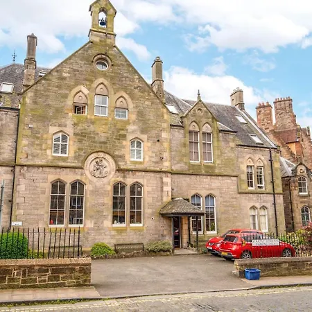 The Old School In Dean Village Apartment *