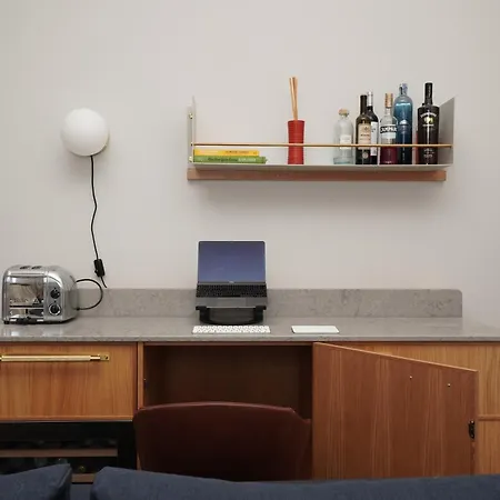 Apartment Flat With Majestic Views In West End Wonderland *