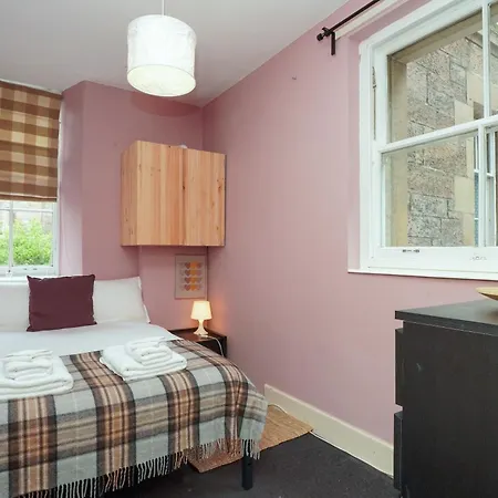 Apartment The Old School In Dean Village