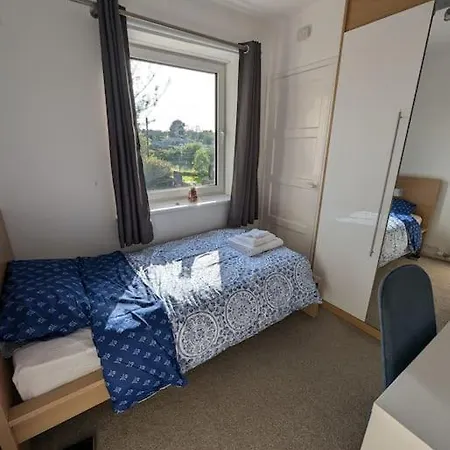 Lovely 3-bed Flat *