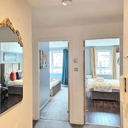 Daire 4 Separate Beds, Sleeps 6, Beautiful 2 Bed Edinburgh